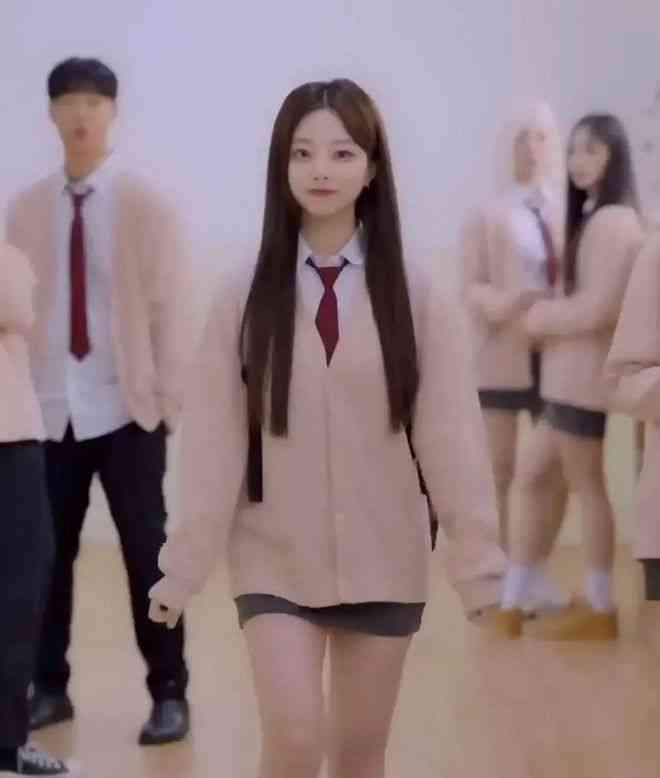 《我的女朋友和我三个妹妹们》免费高清无广告在线播放|短剧,韩剧·韩国·2023