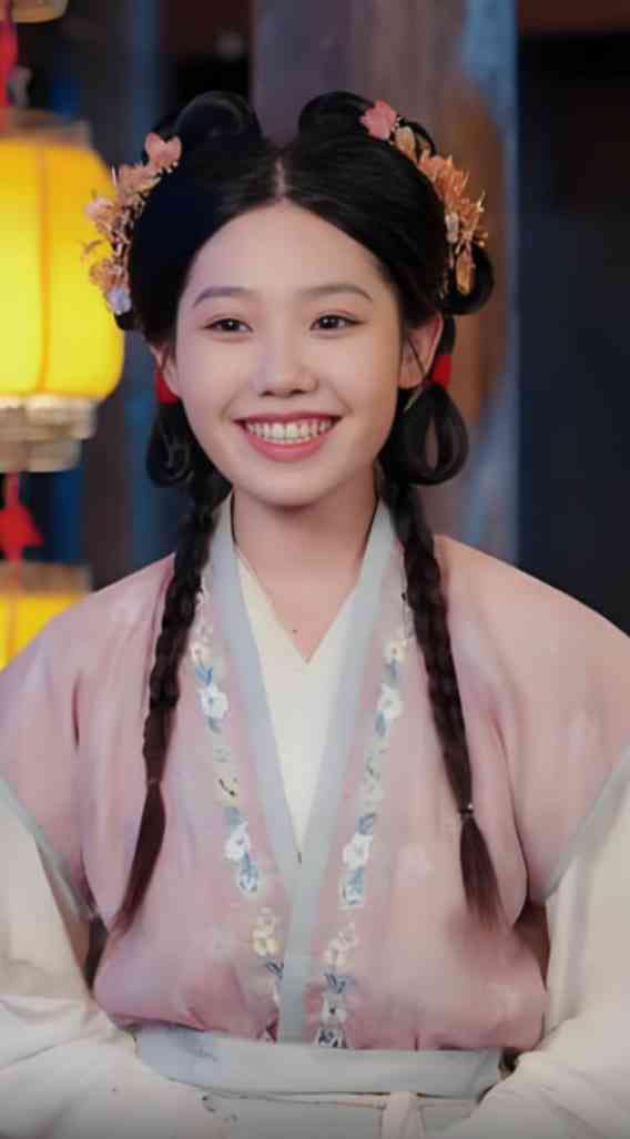 《穿越后！我帮小祖宗振兴家族》全集免费高清短剧无广告在线播放|短剧·中国大陆·2025  第1张