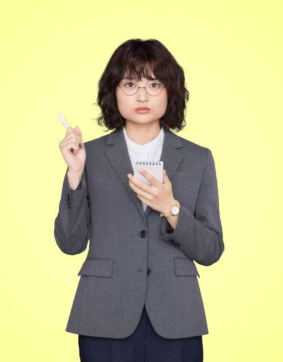 《独家新闻的雏鸟》全集免费高清电视剧无广告在线播放|剧情·日本·2025  第1张